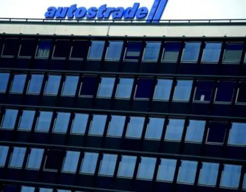 La testimonianza: &laquo;Il tirante non ha retto e il ponte &egrave; venuto gi&ugrave;&raquo;