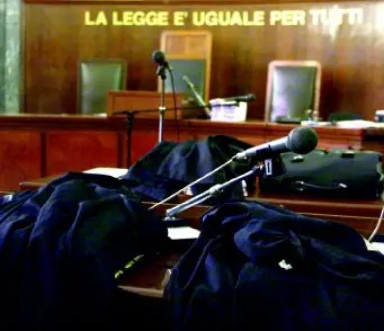 Il Csm ora ferma i giovani gip &laquo;Serve esperienza&raquo;