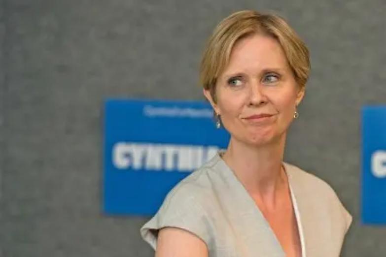 E un'attrice sfid&ograve; l'imperatore Cuomo per lo Stato di New York con il suo "Cynthia effect"