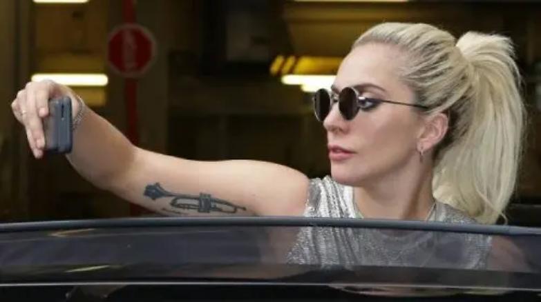 "&Egrave; nata una stella". E stavolta la stella &egrave; lei: Lady Gaga