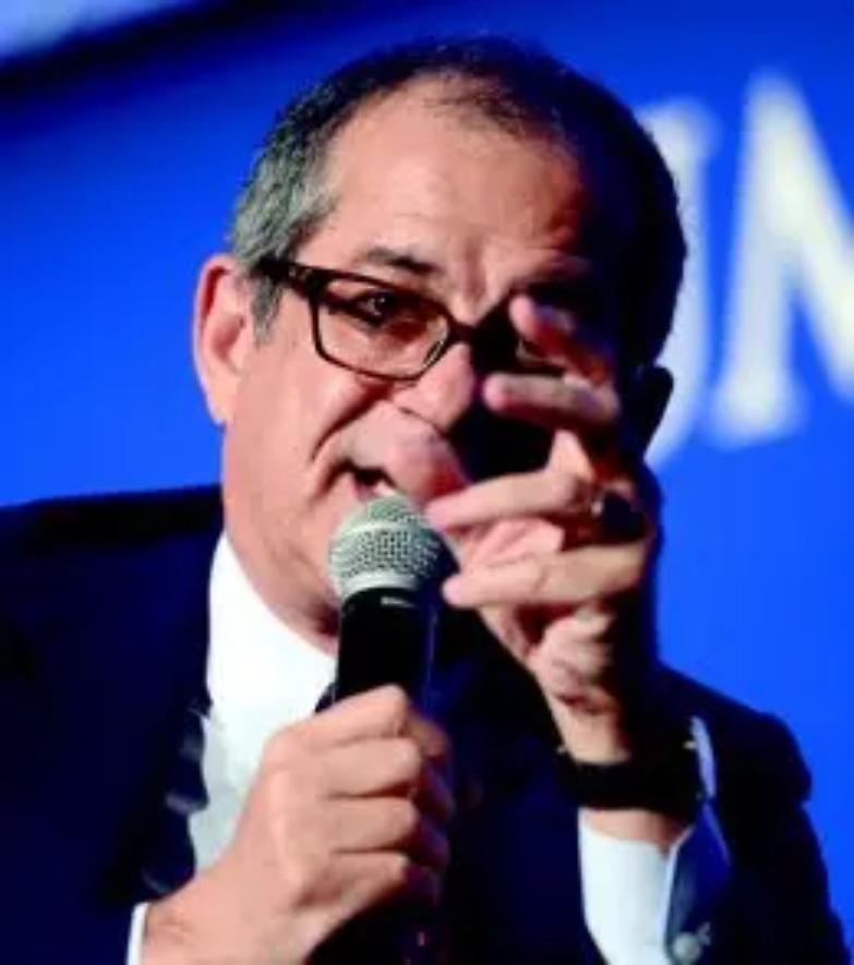 La diaspora grillina inizia da Taranto...