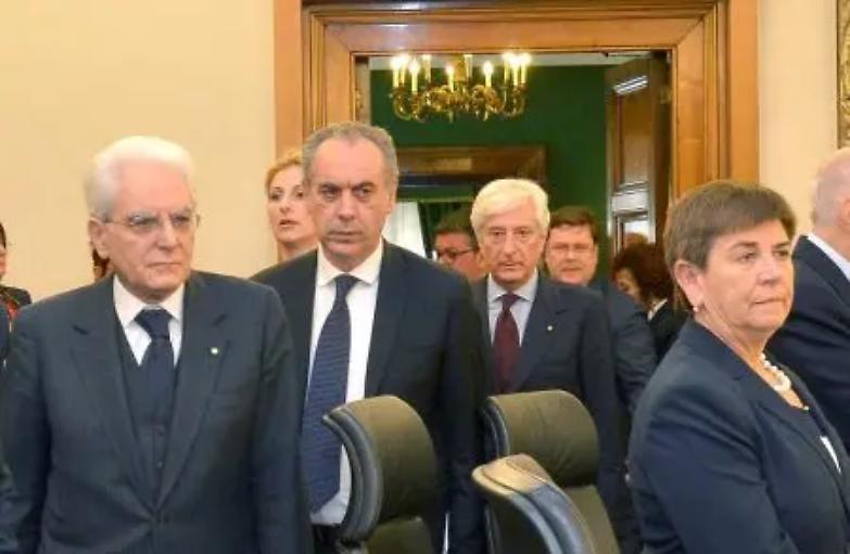 Mattarella contro la giustizia spettacolo