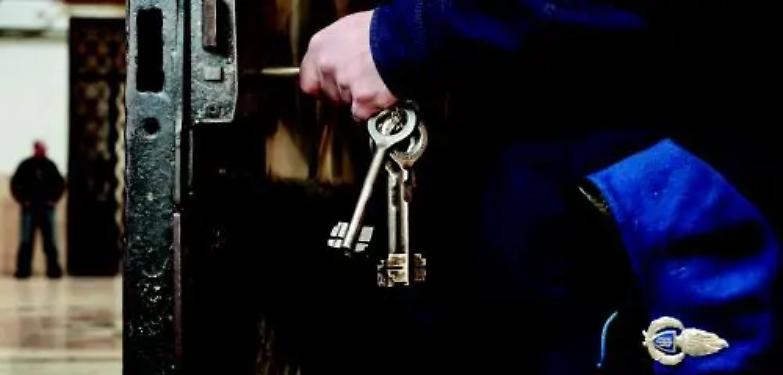 Approvata definitivamente la riforma del carcere: scompaiono le misure alternative