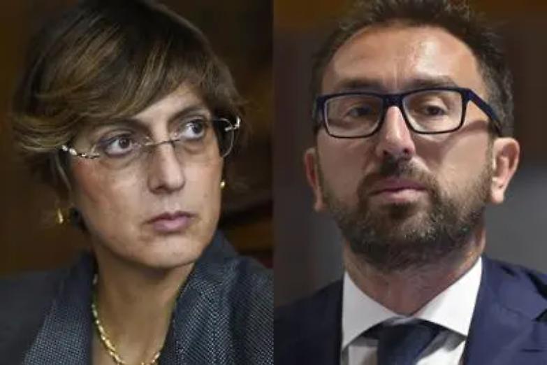La prescrizione agita i 5S, ma Bonafede esulta: &laquo;&Egrave; una rivoluzione...&raquo;