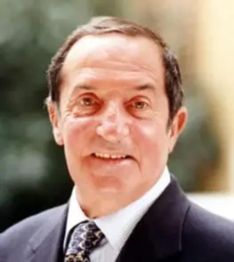 Si chiamava Sandro Fontana. Era un dc e credeva che la politica fosse pensiero...