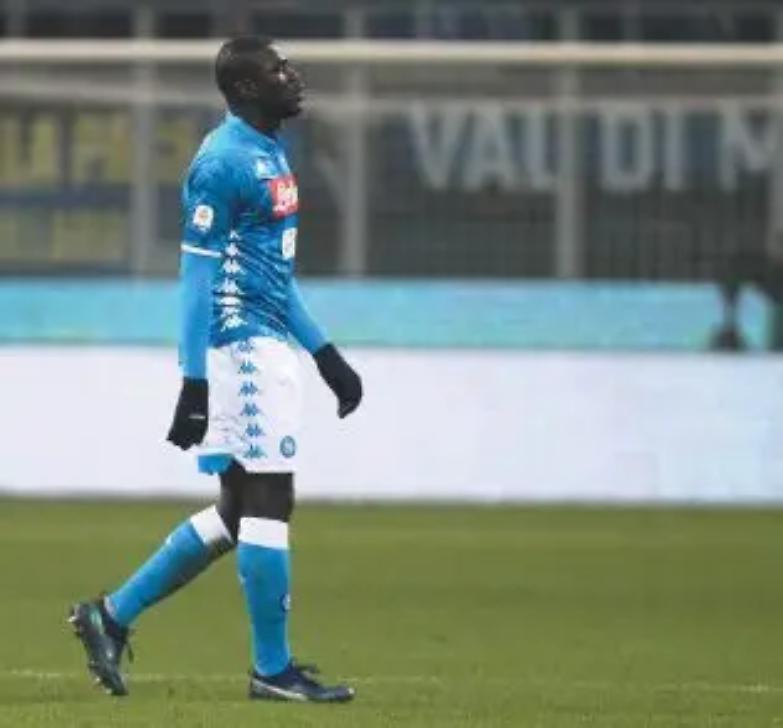 Dai giudici sportivi via libera ai razzisti