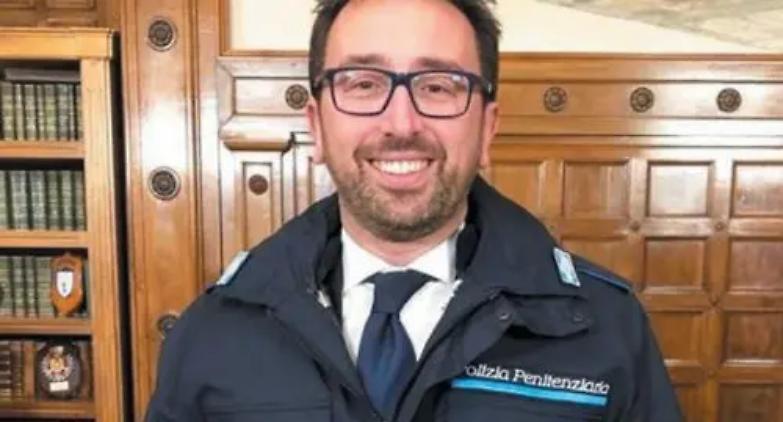 Il richiamo di Palma: &laquo;Il ministro rimuova quel video su Battisti&raquo;