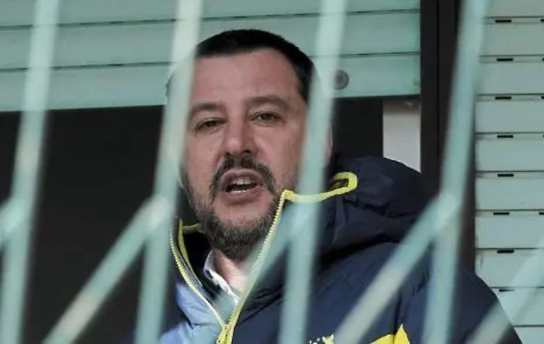 Salvini pronto a farsi processare, ma tra i 5Stelle cresce il nervosismo