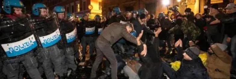 La protesta degli Ncc davanti Palazzo Madama