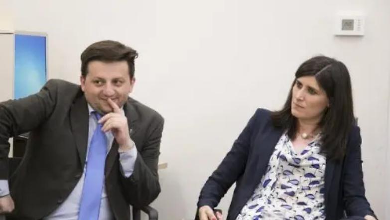 Ex portavoce di Appendino (ora al governo) indagato per estorsione