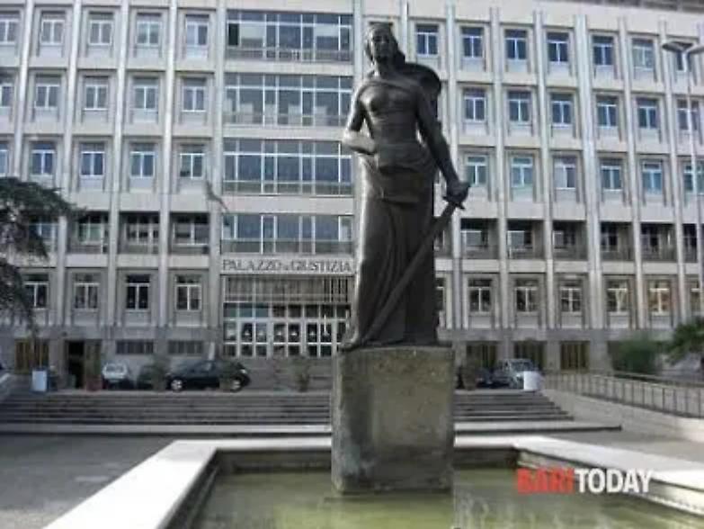 2019: fuga dal tribunale di Bari... per troppo lavoro