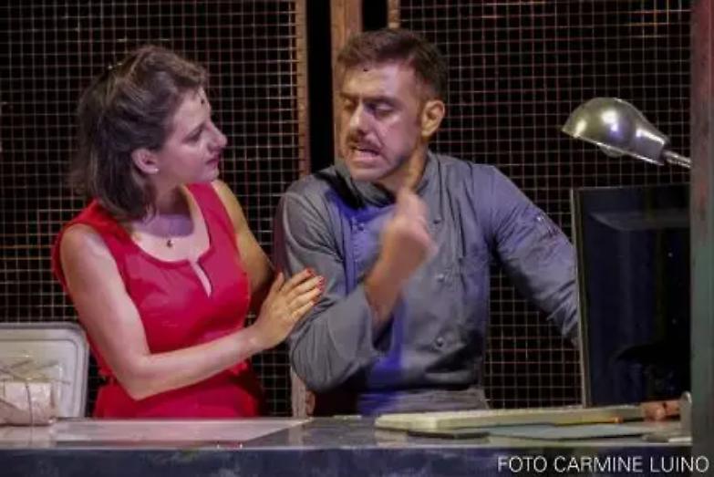 &laquo;Abbiamo portato il teatro a casa della Camorra e la gente ci ha applaudito&raquo;