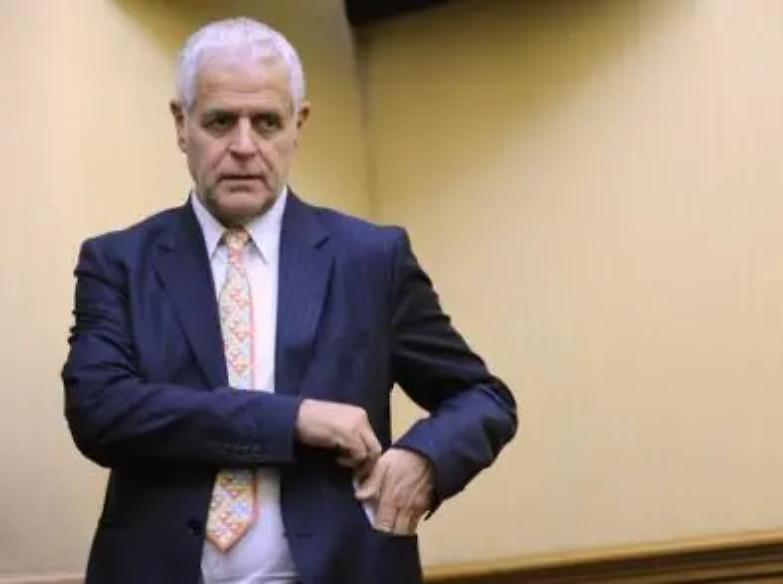 Formigoni entra in carcere la condanna &egrave; definitiva