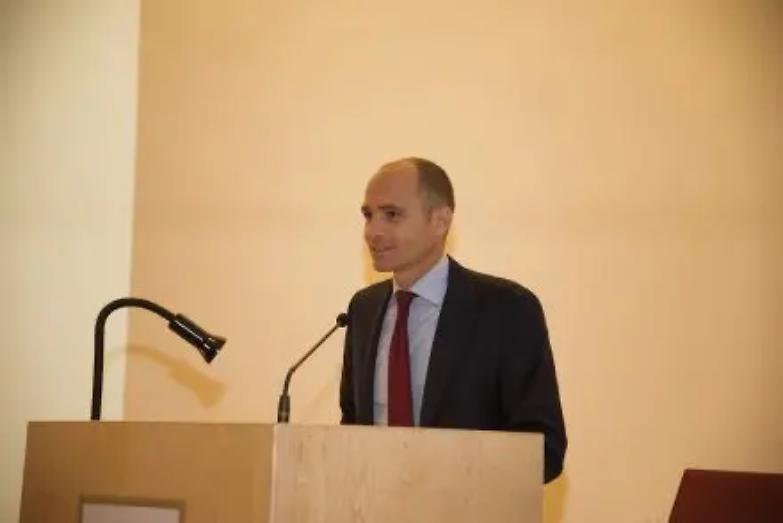 Corruzione, indagato l&rsquo;assessore Frongia: trema il Campidoglio