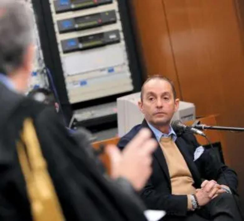 Quando un uomo della Dia avvis&ograve; Ciancimino: sei controllato da altri...