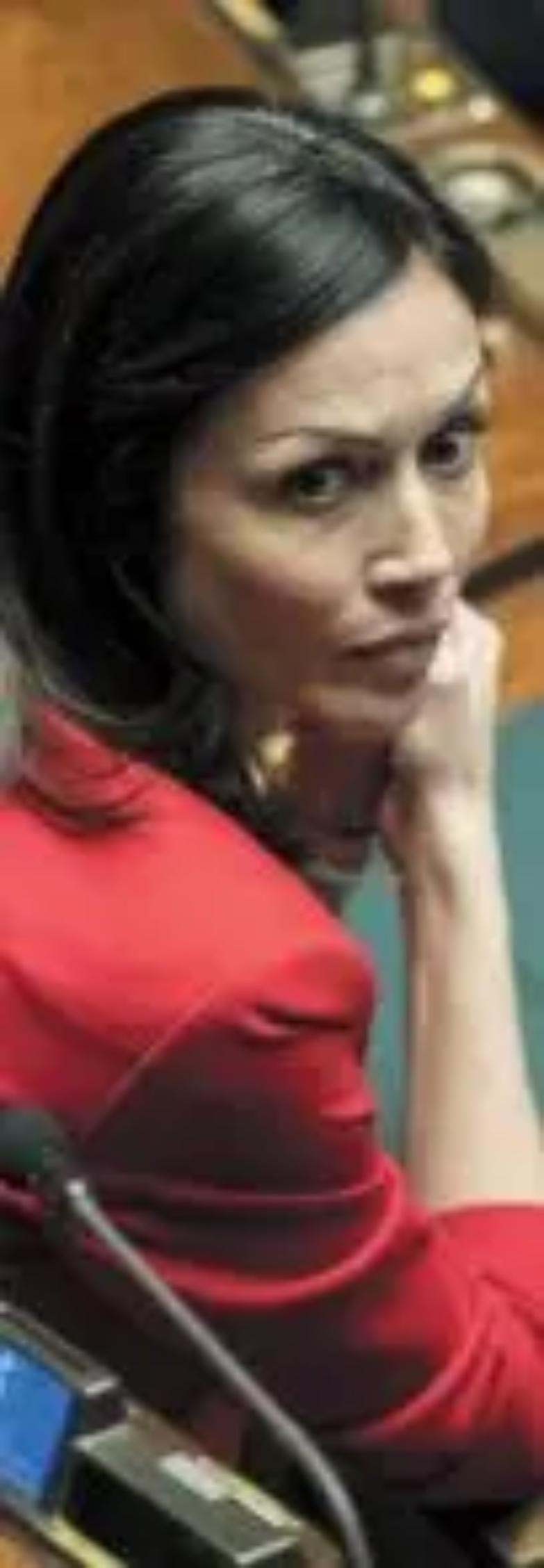 Carfagna: &laquo;Stop ai matrimoni forzati nel nome di Farah e Sana&raquo;