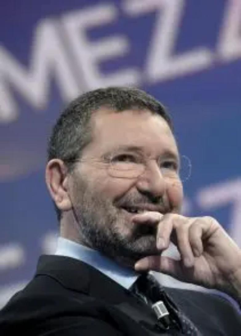 Cos&igrave; il Pd licenzi&ograve; Marino e consegn&ograve; Roma ai 5S