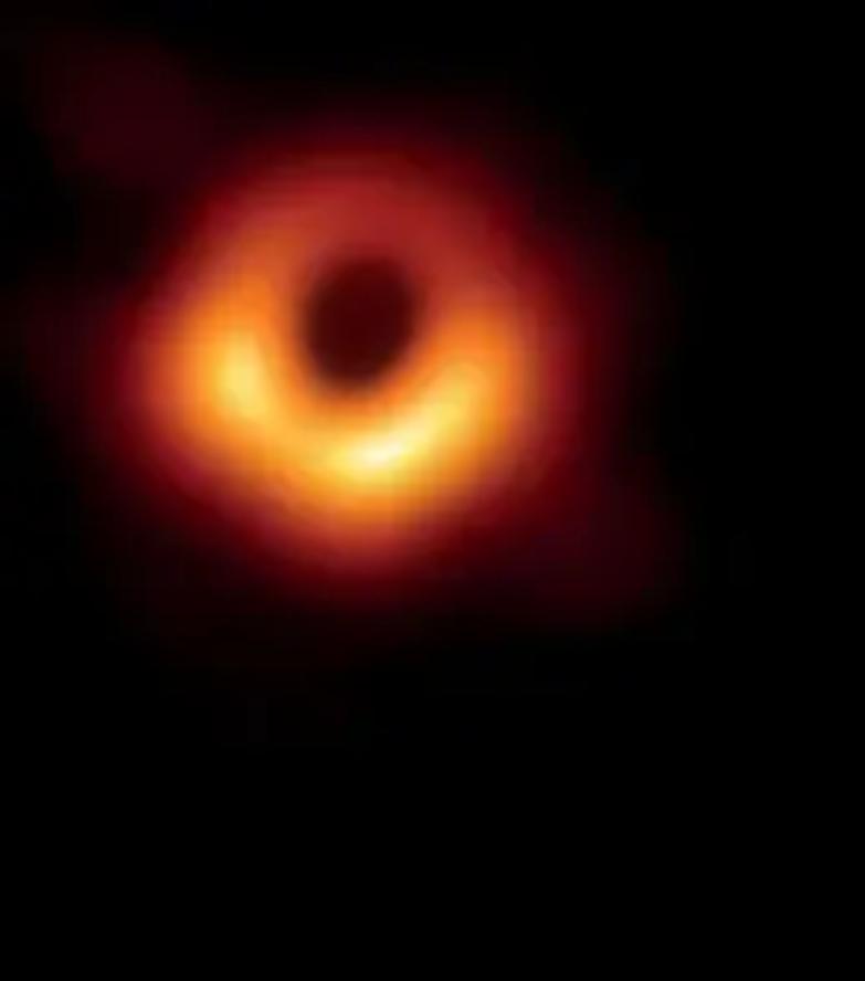 Fotografato per la prima volta il buco nero a 56 milioni di anni luce dalla terra