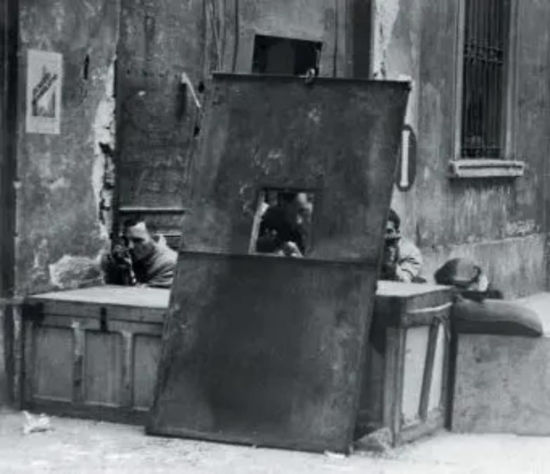 Di Maio replica a Salvini: &laquo;il 25 aprile io sfiler&ograve; insieme ai partigiani&raquo;