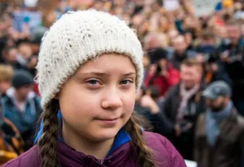 Ecologisti in piazza a Londra: 113 arresti. E Greta Thumberg oggi incontra il Papa