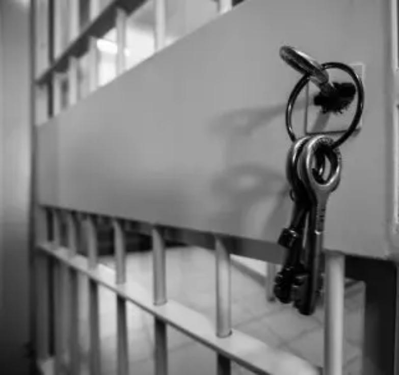 41 bis, colloqui consentiti anche ai garanti locali