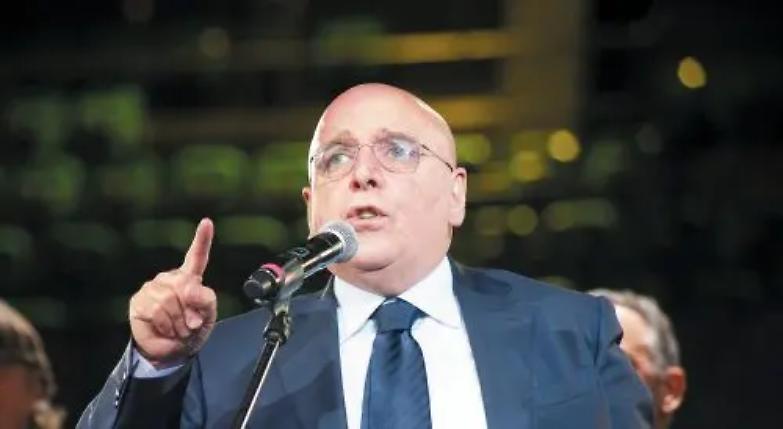 Sanit&agrave; "supercommissariata", Oliverio sfida Grillo: &laquo;decida la Consulta&raquo;