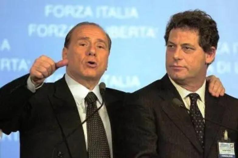 FI a pezzi in Sicilia, vacilla persino il seggio di Berlusconi