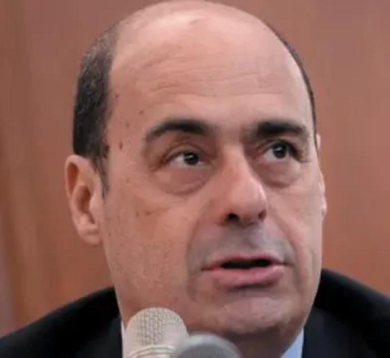 &laquo;I due vicepremier sono i reucci delle sceneggiate&raquo;