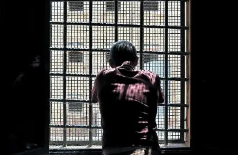 I detenuti al 41bis hanno diritto a due ore d&rsquo;aria