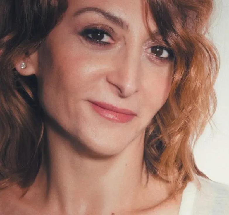 Paola Minaccioni: &laquo;La mia signora Ruggero un mostro tutto italiano&raquo;
