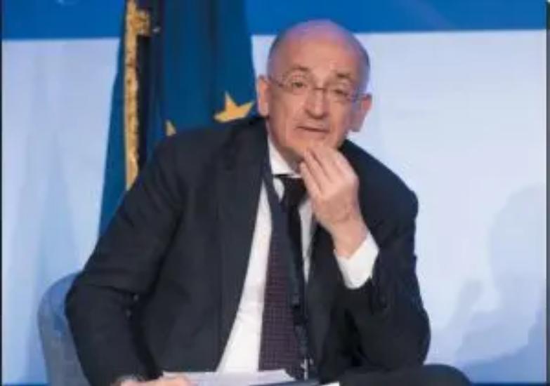 Sisto: &laquo;La politica &ldquo;selezionata&rdquo; dalle procure&raquo;