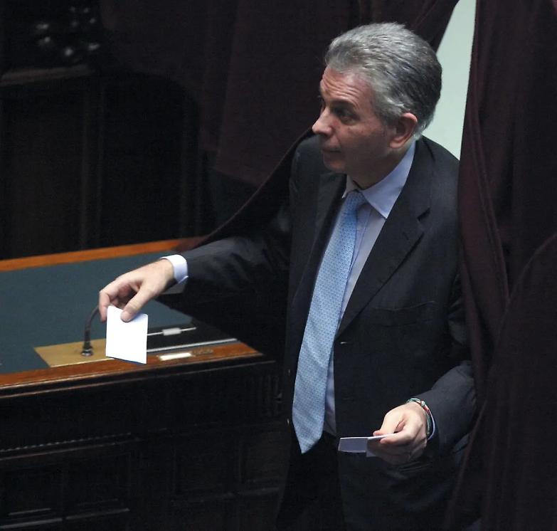 Da rifare il processo all&rsquo;ex senatore Nespoli. Quattordici anni dopo