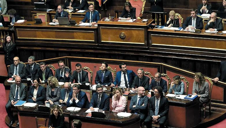 Il braccio di ferro nel governo sul caso Siri e l&rsquo;etica pubblica dell&rsquo;era gialloverde