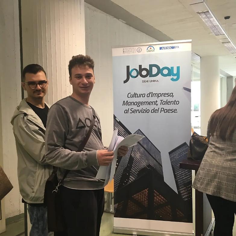 Roberto Vona: &laquo;#ConnectYourFuture, l'occasione per valorizzare le capacit&agrave; dei nostri studenti&raquo;