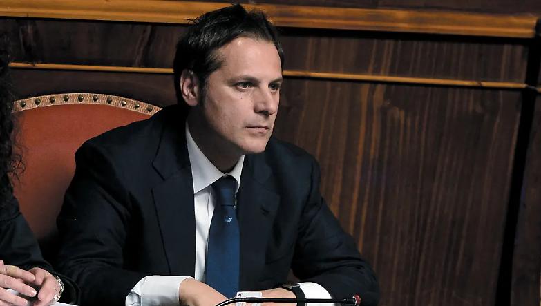 Non solo memorie, Siri &egrave; pronto alle domande dei pm