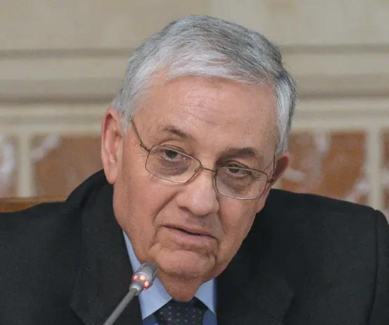 L&rsquo;addio alla toga di Pignatone: 45 anni passati a combattere i clan