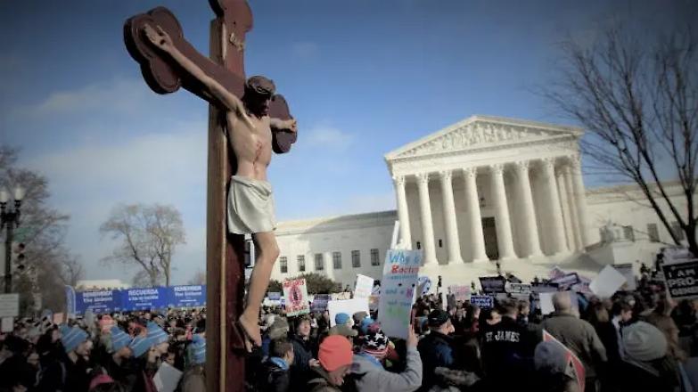 La destra americana lancia la crociata contro l&rsquo;aborto