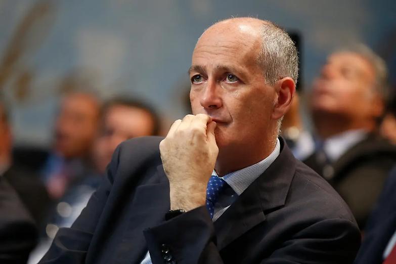 &laquo;Caro Gabrielli, in questo clima di scontro lo Stato deve essere neutro&raquo;