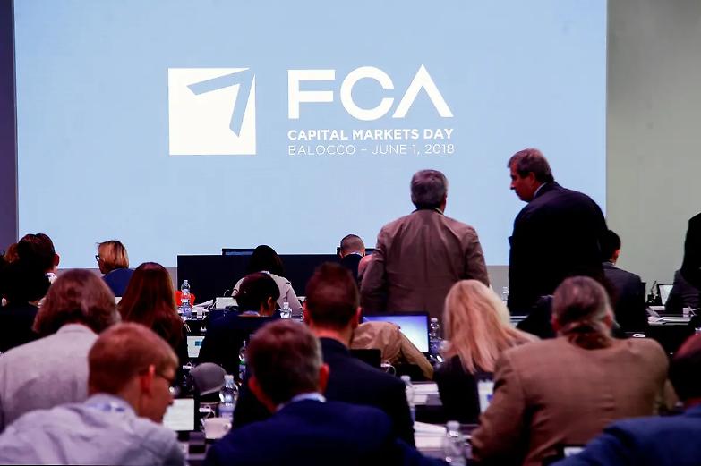 &laquo;&Egrave; un&rsquo;operazione che conviene solo agli italo- yankee&raquo;