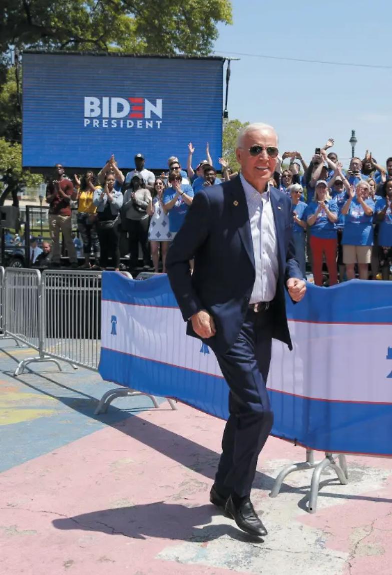 Biden vola nei sondaggi: 13 punti avanti a Trump