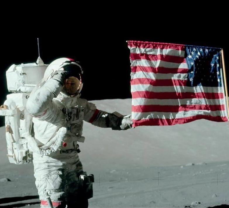 Sogno, utopia, alterit&agrave;: ecco perch&eacute; oggi ( ri) vogliamo la Luna