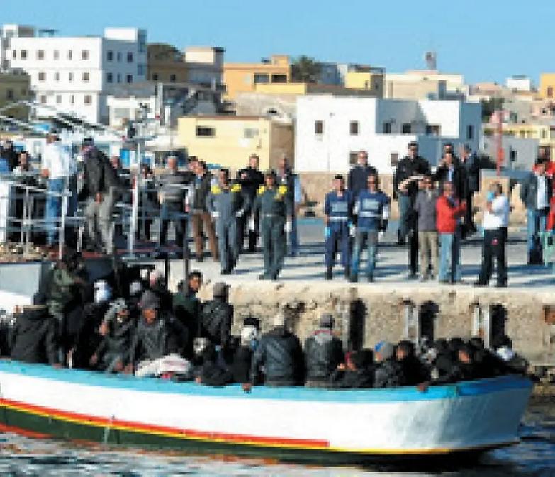 Migranti, 45 persone sbarcano a Lampedusa