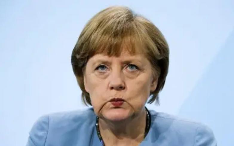 Merkel rifiuta la presidenza della Commissione europea