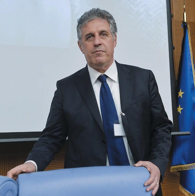 I davighiani fanno quadrato intorno a Nino Di Matteo: pronti a candidarlo al Csm