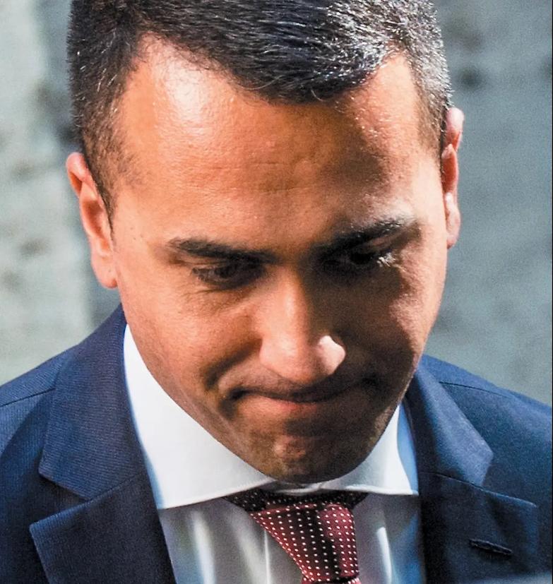 Governo, tensione altissima. Salvini approfitta dell&rsquo;alternativa mancante