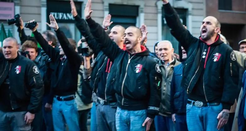 L'allarme del ministro: Germania, oltre 24mila neonazi