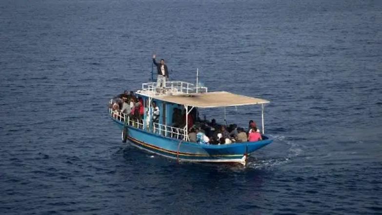 Nuova nave al largo di Lampedusa: "Ci sono donne e bambini"