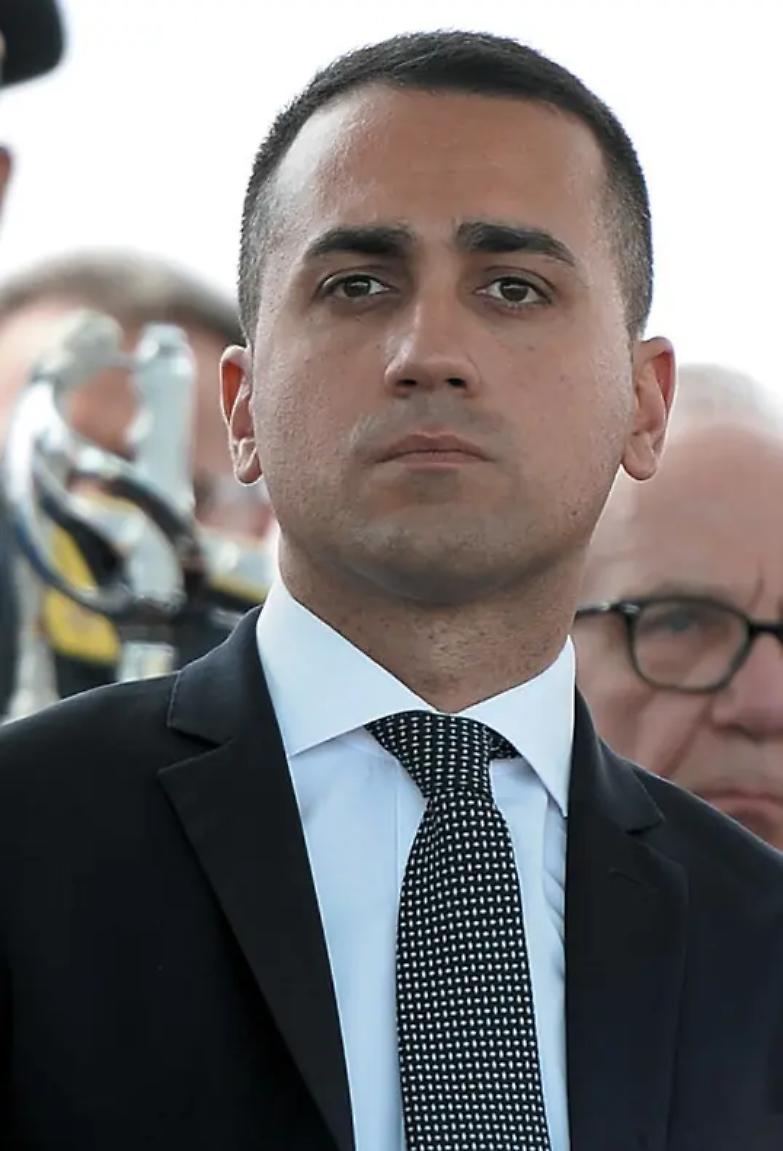 Il Cdm approva i conti. Salvini: perch&eacute; Di Maio non c&rsquo;&egrave;?