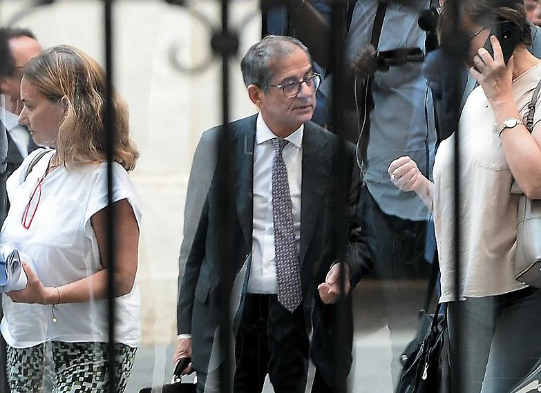 Tria canta vittoria. La crisi si allontana, fino a quando?