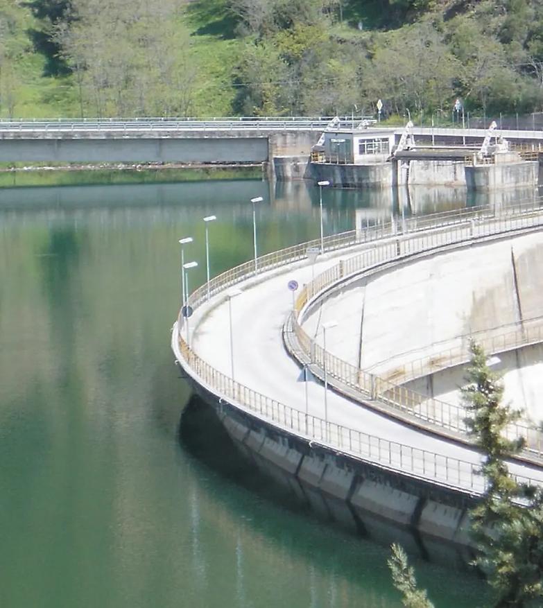 Cos&igrave; l&rsquo;Italia rischia di cedere le fonti d&rsquo;acqua alle multinazionali